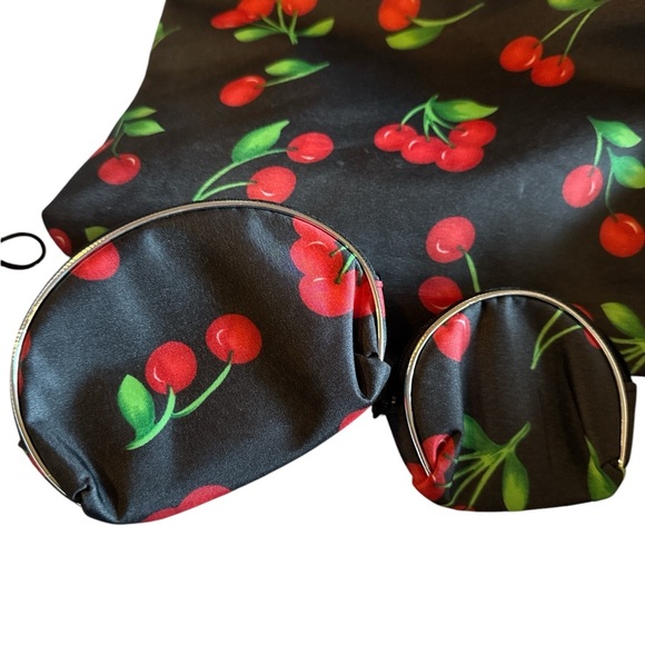 Cherry Print Tote Bag Set - Picture 5 of 13